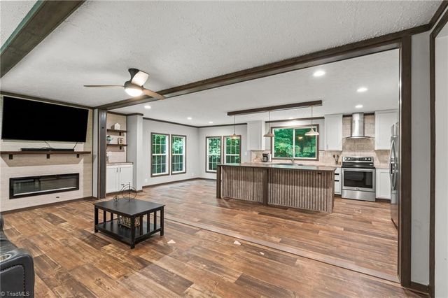 194 Lakefield Road, Stokesdale, NC 27357