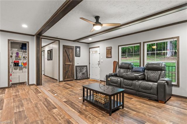194 Lakefield Road, Stokesdale, NC 27357