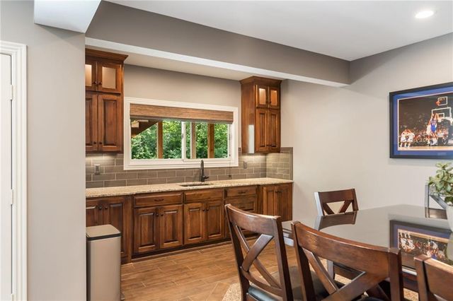 7719 W 145 Terrace, Overland Park, KS 66223