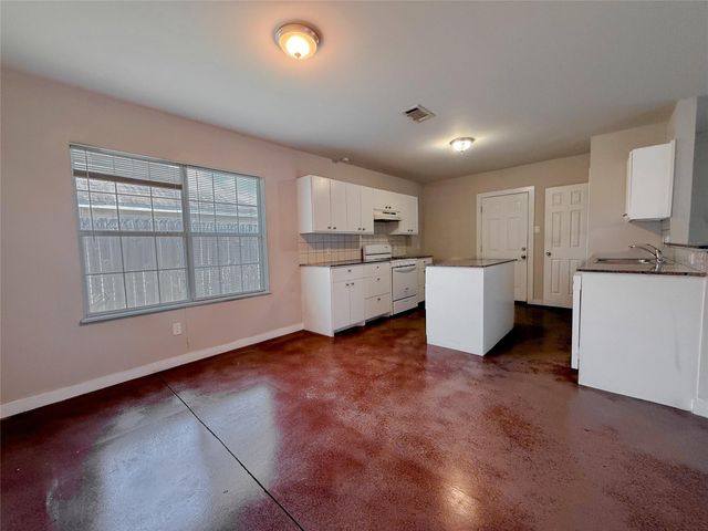 1218 Goodnight Trail, Houston, TX 77060