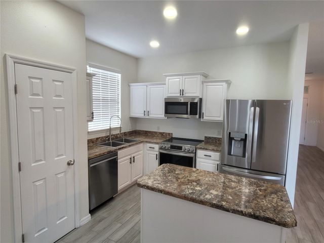 140 HIGHLAND MEADOWS STREET, Davenport, FL 33837