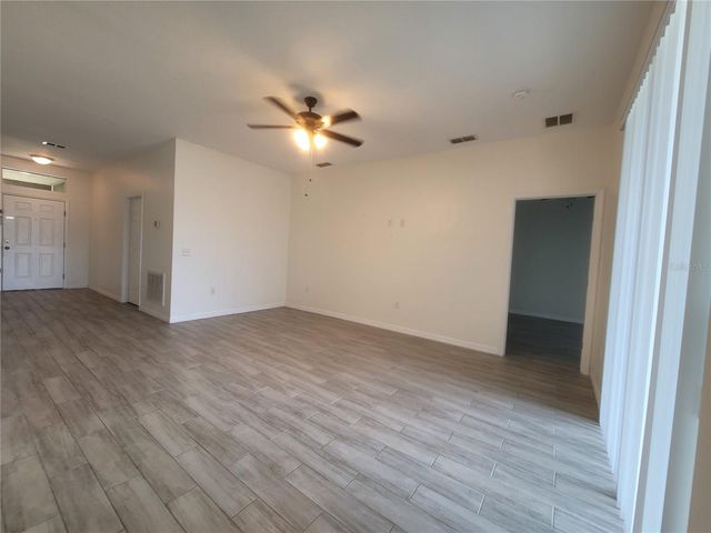 140 HIGHLAND MEADOWS STREET, Davenport, FL 33837