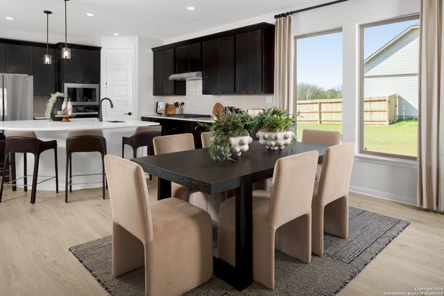 10076 Mulhouse Dr, Schertz, TX 78154