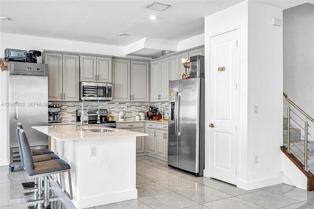 23541 SW 107th Pl, Homestead, FL 33032
