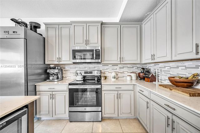23541 SW 107th Pl, Homestead, FL 33032