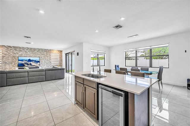 23541 SW 107th Pl, Homestead, FL 33032