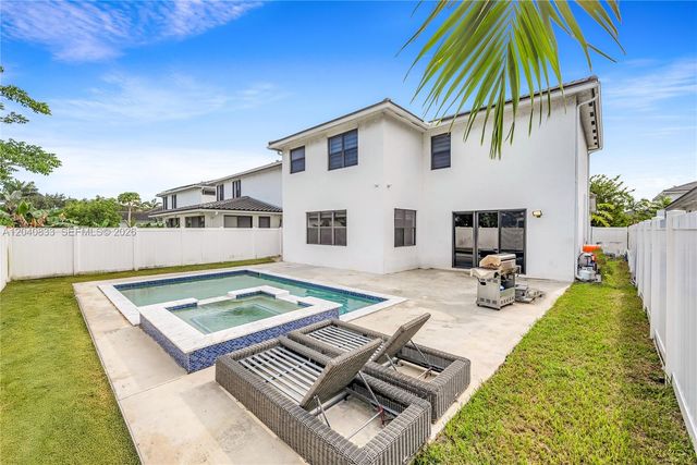 23541 SW 107th Pl, Homestead, FL 33032