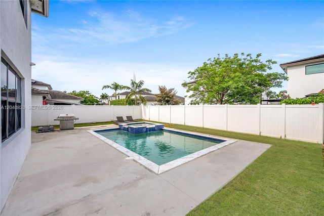 23541 SW 107th Pl, Homestead, FL 33032