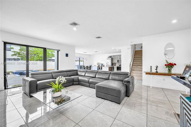 23541 SW 107th Pl, Homestead, FL 33032