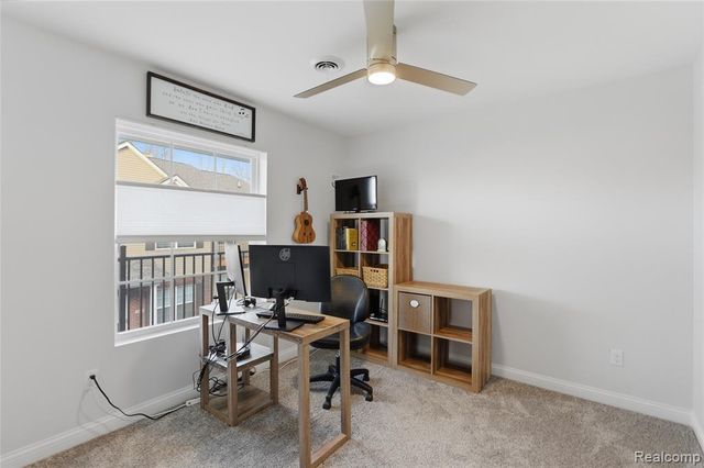 907 Watercress Lane, Fenton, MI 48430