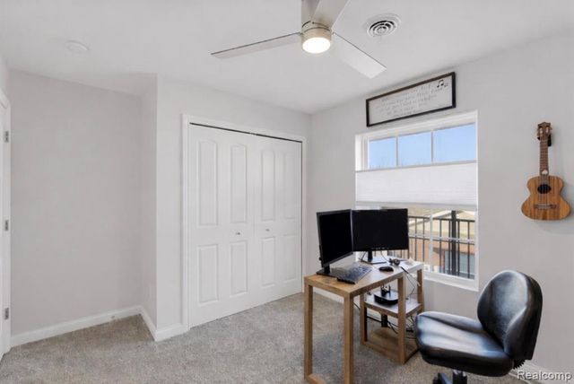 907 Watercress Lane, Fenton, MI 48430