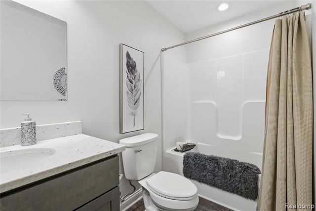 907 Watercress Lane, Fenton, MI 48430