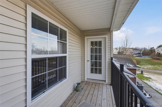 907 Watercress Lane, Fenton, MI 48430