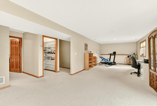 3519 Odyssey Drive SW, Rochester, MN 55902