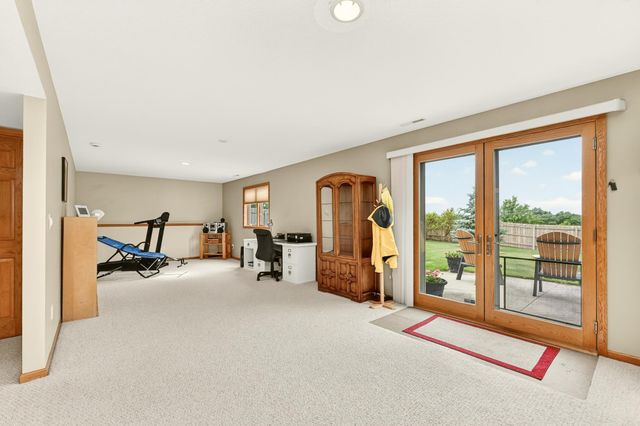 3519 Odyssey Drive SW, Rochester, MN 55902