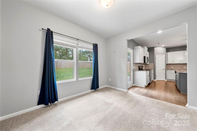 4006 Stockbrook Drive, Charlotte, NC 28215