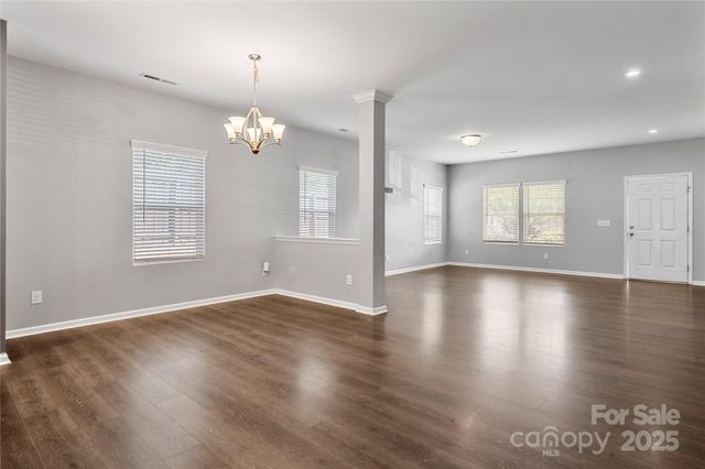 4006 Stockbrook Drive, Charlotte, NC 28215
