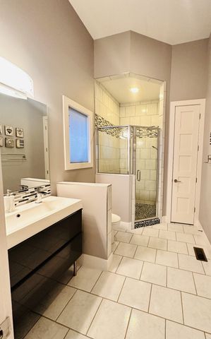 800 Fatherland St, Nashville, TN 37206