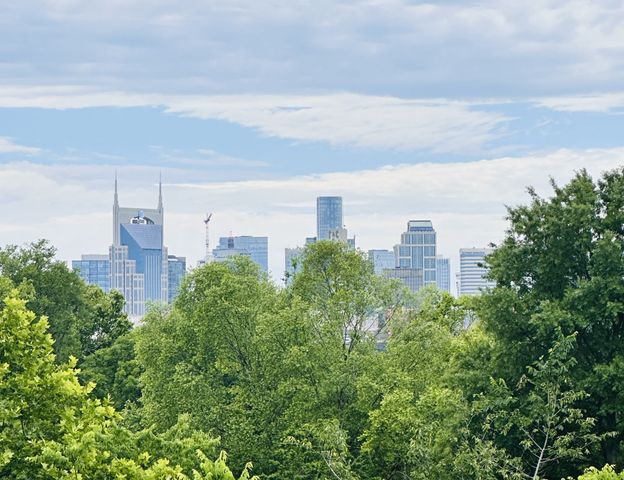 800 Fatherland St, Nashville, TN 37206