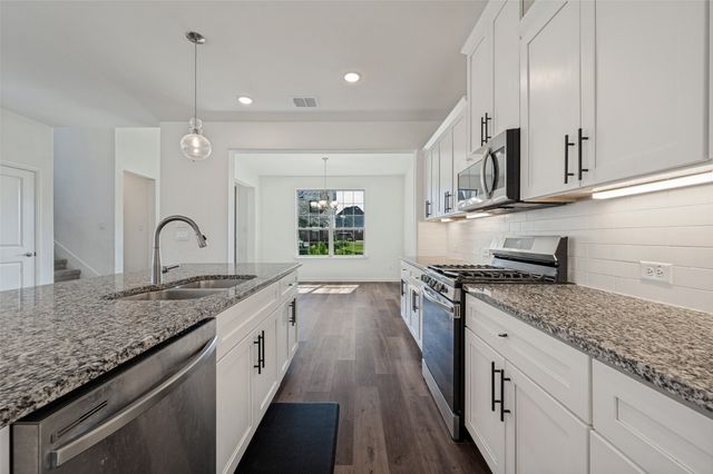 1828 Temple Hill, Van Alstyne, TX 75495