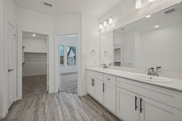 1828 Temple Hill, Van Alstyne, TX 75495