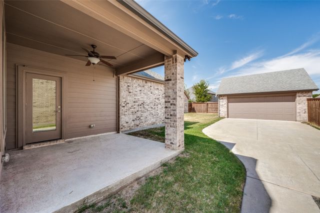 1828 Temple Hill, Van Alstyne, TX 75495