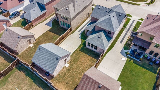1828 Temple Hill, Van Alstyne, TX 75495