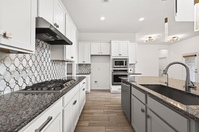 6719 Cascade Manor Drive, Sugar Land, TX 77479