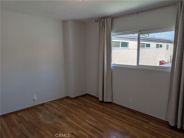 221 8th B, Seal Beach, CA 90740