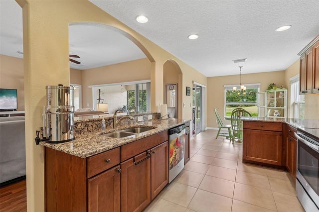 4025 ARLINGTON RIDGE BOULEVARD, Leesburg, FL 34748