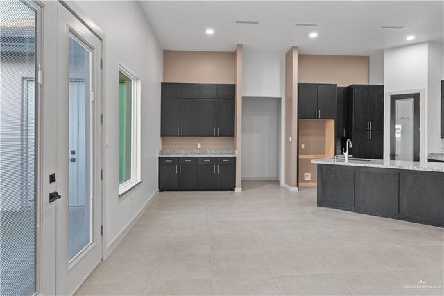 4712 S Waterford Avenue, Edinburg, TX 78539