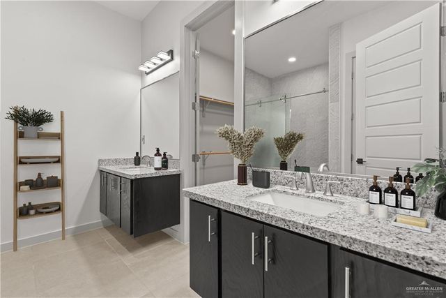 4712 S Waterford Avenue, Edinburg, TX 78539