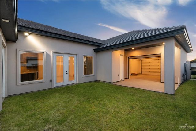 4712 S Waterford Avenue, Edinburg, TX 78539