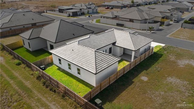 4712 S Waterford Avenue, Edinburg, TX 78539