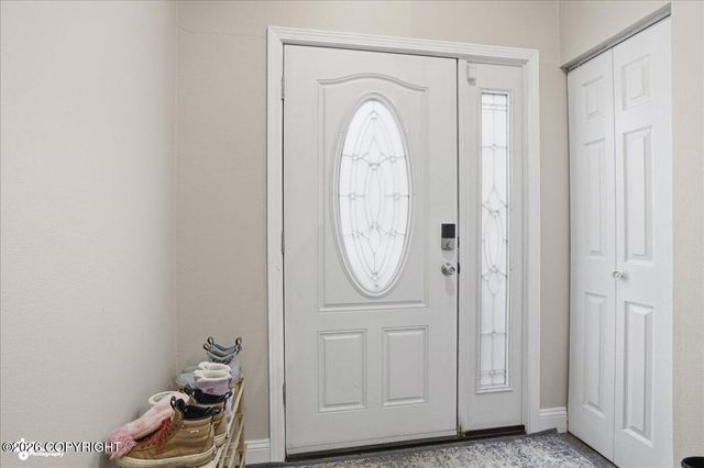 18909 Sarichef Loop, Eagle River, AK 99577