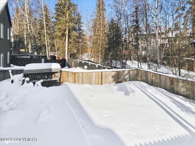 18909 Sarichef Loop, Eagle River, AK 99577