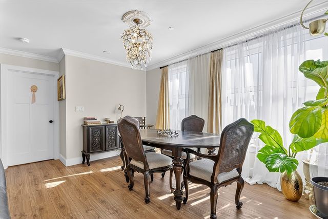 1721 Centre St 402, Boston, MA 02132