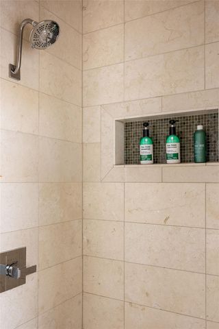 4200 Valley View RD A, Austin, TX 78704