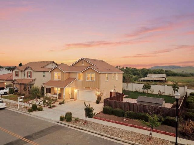 276 Copperleaf Lane, San Juan Bautista, CA 95045