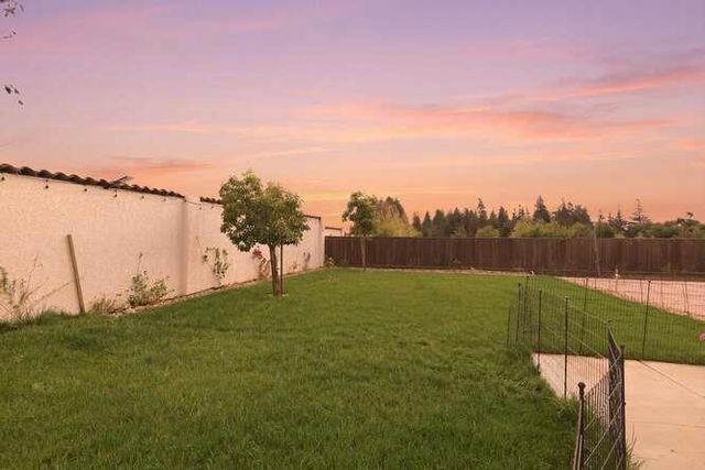 276 Copperleaf Lane, San Juan Bautista, CA 95045
