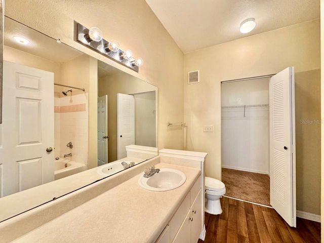 10440 WHITE LAKE COURT 10440, Tampa, FL 33626