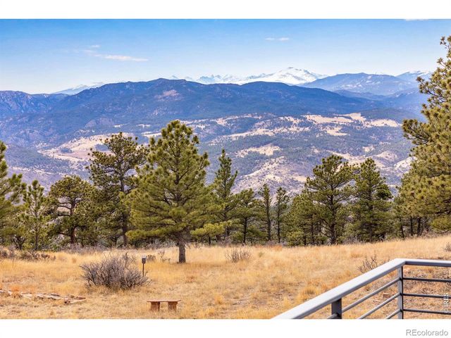 3001 Eagle Ridge Road, Longmont, CO 80503