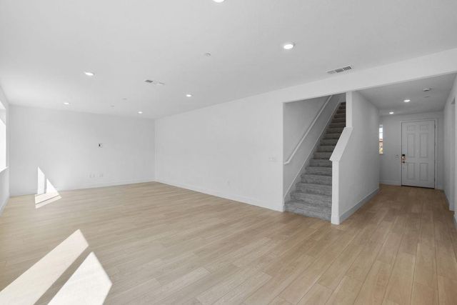 7724 Congaree Way, Sacramento, CA 95829