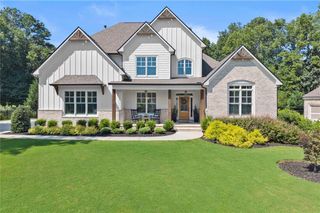 4584 Salmo NE Drive, Roswell, GA 30075