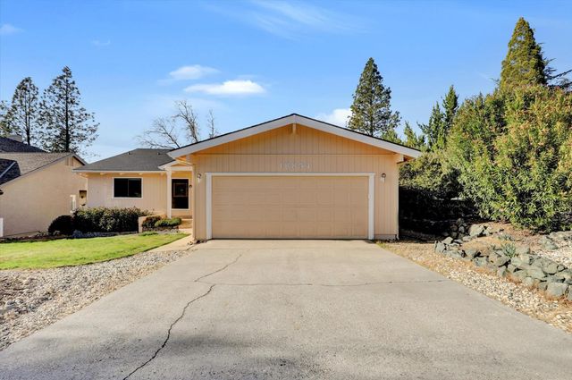 18854 Chickadee Ct, Penn Valley, CA 95946