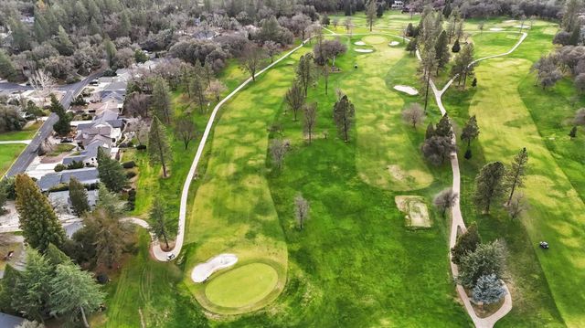 18854 Chickadee Ct, Penn Valley, CA 95946