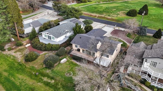 18854 Chickadee Ct, Penn Valley, CA 95946