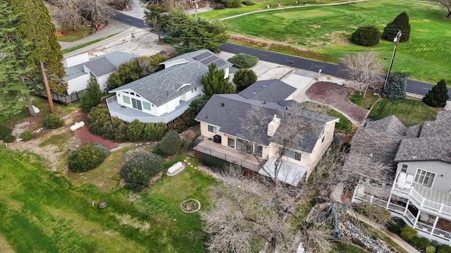 18854 Chickadee Ct, Penn Valley, CA 95946