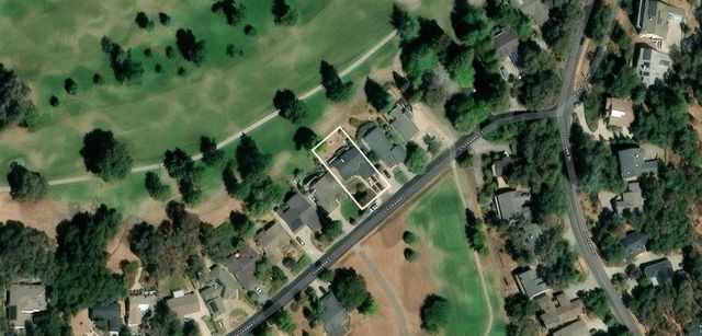 18854 Chickadee Ct, Penn Valley, CA 95946