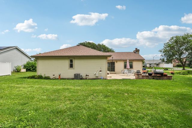 22646 Lawndale Avenue, Richton Park, IL 60471